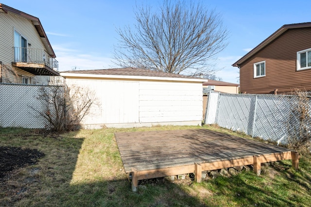 view of yard featuring a wooden deck