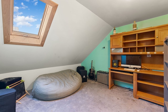 living area featuring lofted ceiling with skylight and light colored carpet