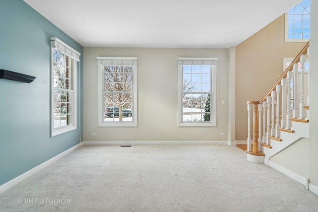 view of carpeted spare room