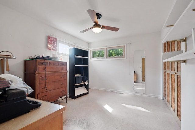 bedroom with ceiling fan