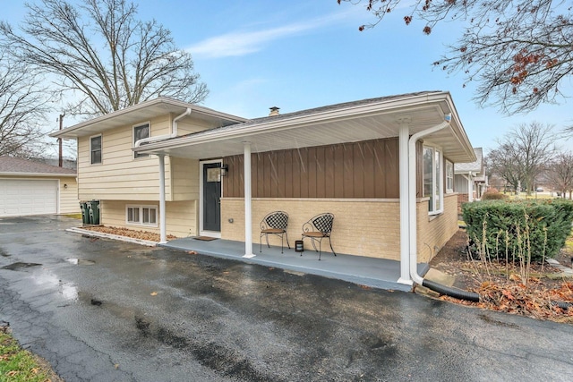 view of front of home featuring covered porch