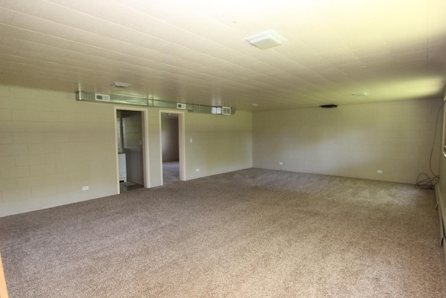 empty room with carpet flooring