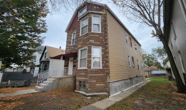 view of front of home