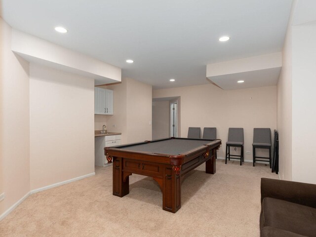 game room with sink, light carpet, and billiards