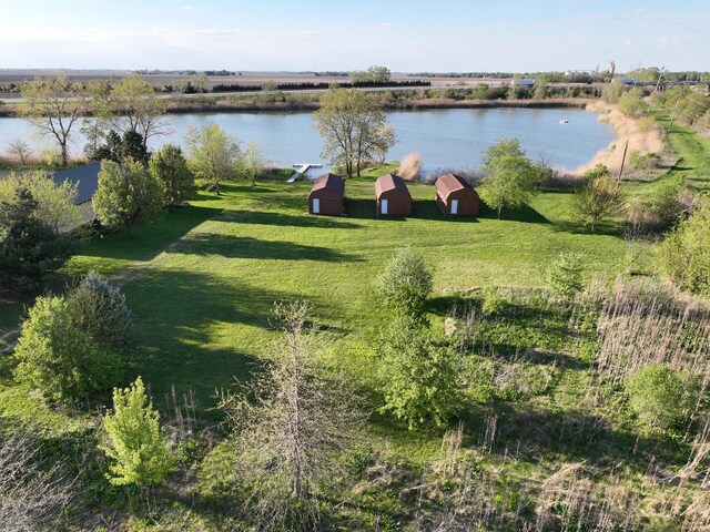 990 E 2800 N Rd, Clifton, IL 60927 - view of green lawn with a water view