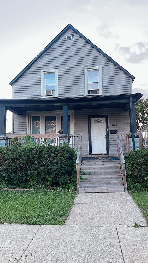 view of front of house with a porch