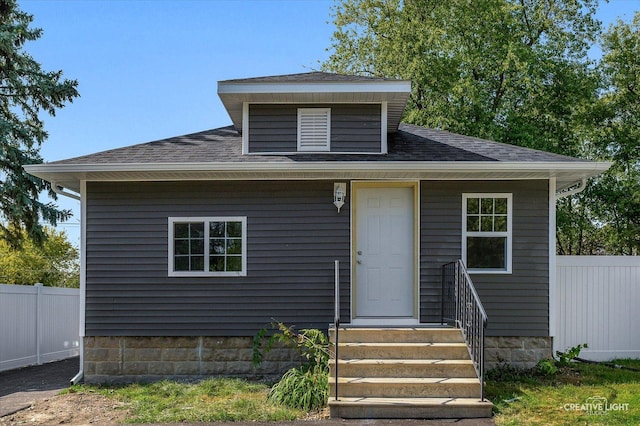 view of front of property