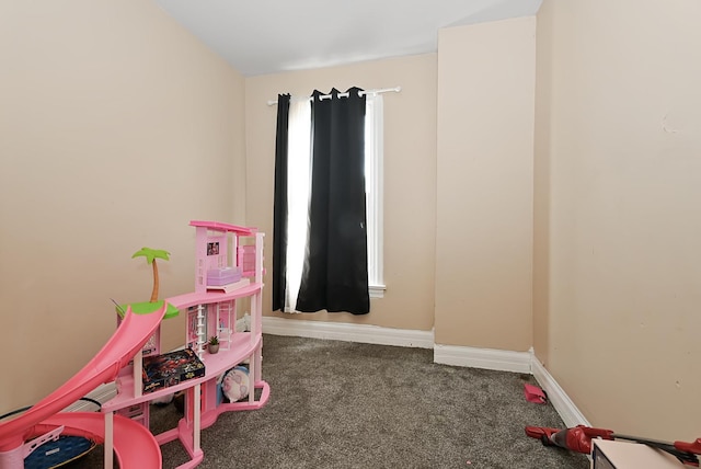 game room featuring carpet flooring