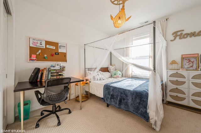 bedroom with carpet flooring