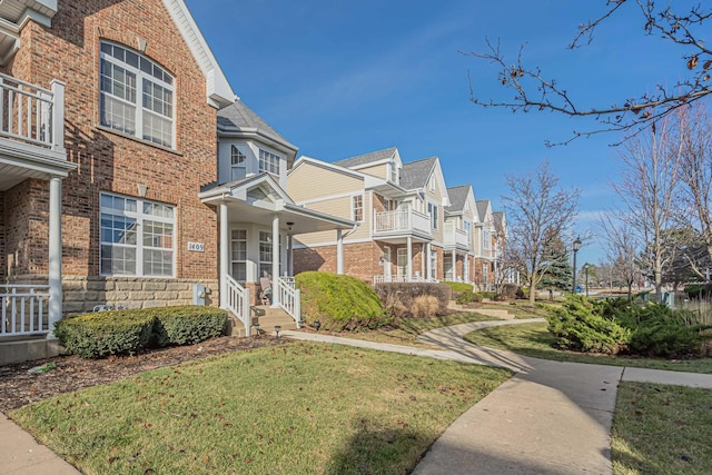 view of front of house with a front yard