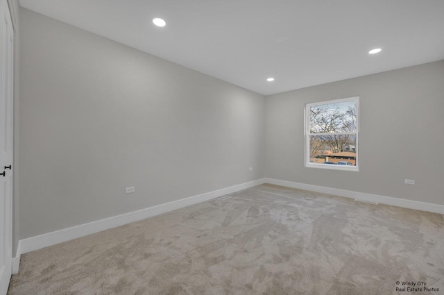 view of carpeted spare room