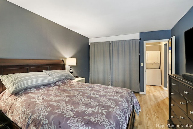 bedroom featuring light hardwood / wood-style floors