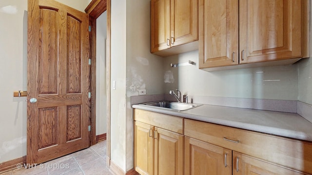 kitchen featuring sink