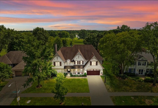 view of aerial view at dusk