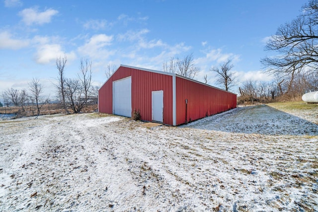 view of outdoor structure featuring a garage