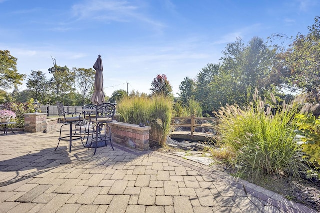 view of patio with outdoor dining space