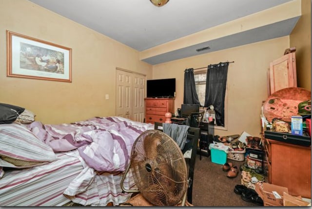 bedroom with a closet