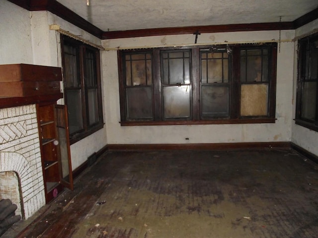 unfurnished room with dark hardwood / wood-style flooring