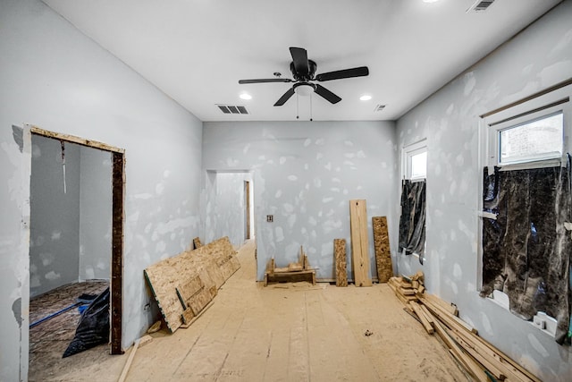 miscellaneous room with ceiling fan