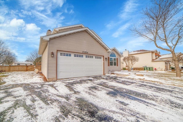 view of front property featuring a garage