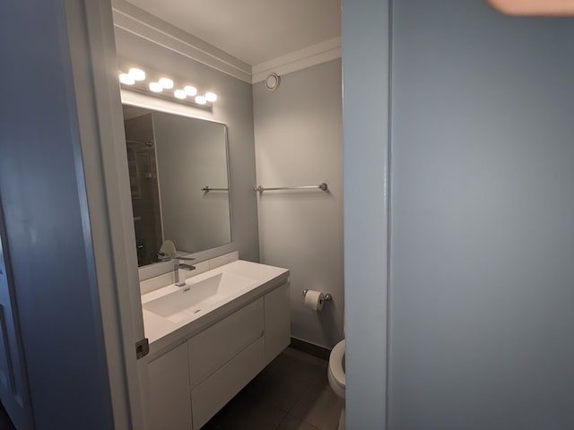 bathroom with a shower with shower curtain, tile patterned floors, ornamental molding, vanity, and toilet