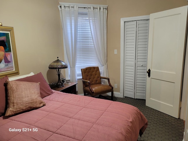 bedroom featuring a closet