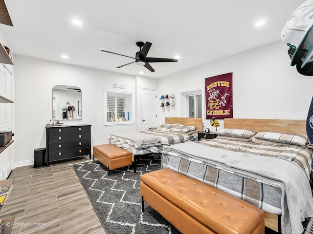 bedroom featuring ceiling fan