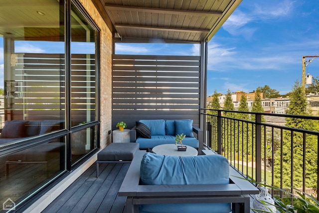 balcony featuring an outdoor hangout area