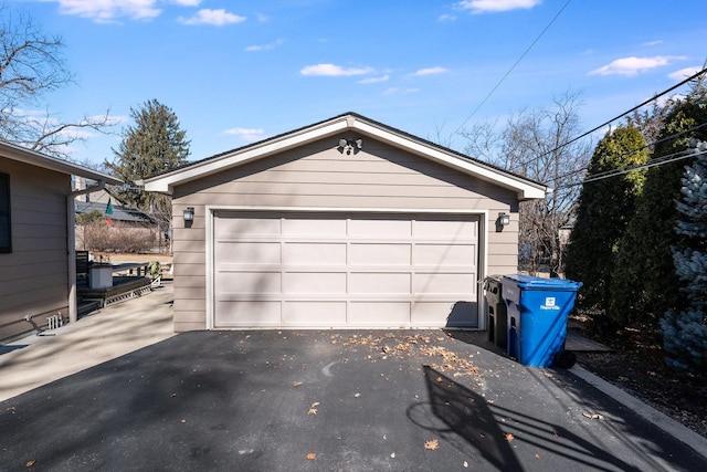 view of detached garage