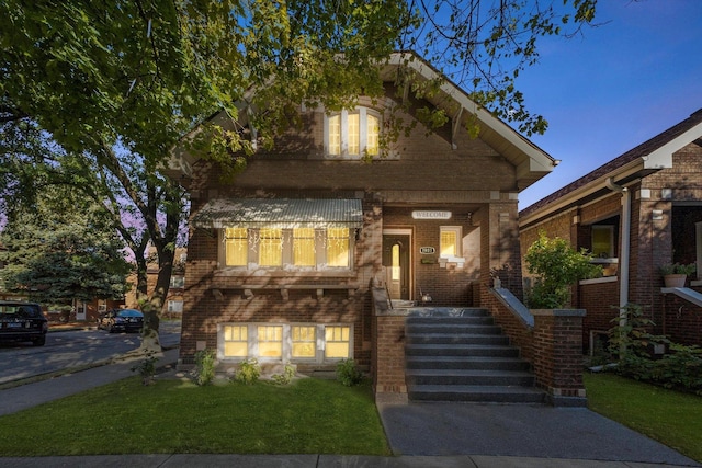 craftsman-style home with covered porch