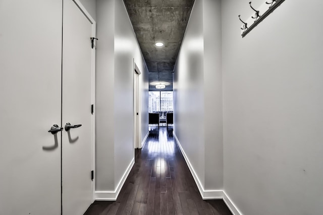 611 S Wells St Unit 1903, Chicago, IL 60607 - hallway featuring dark wood finished floors and baseboards