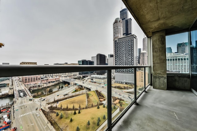 611 S Wells St Unit 1903, Chicago, IL 60607 - balcony featuring a city view