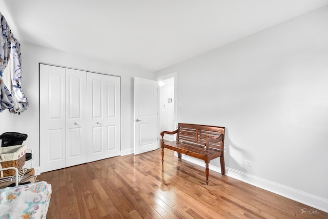 living area featuring hardwood / wood-style flooring