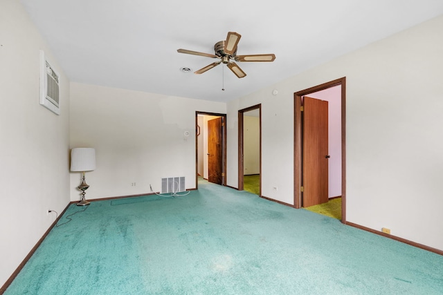 empty room with ceiling fan