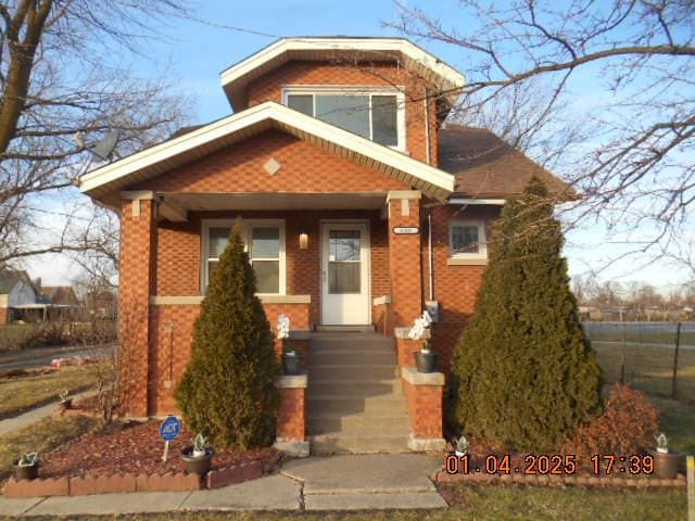 view of front of home