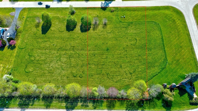 8501 Country Shire Ln, Spring Grove, IL 60081
