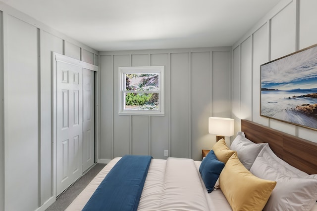 bedroom featuring a closet