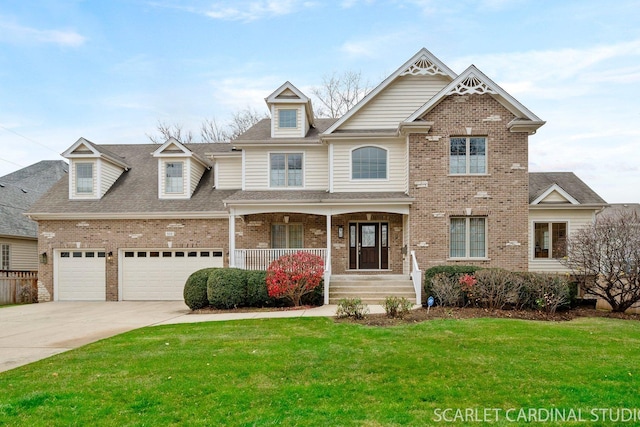 view of front of property with covered porch and a front lawn