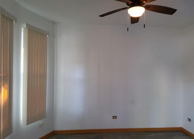 empty room with ceiling fan