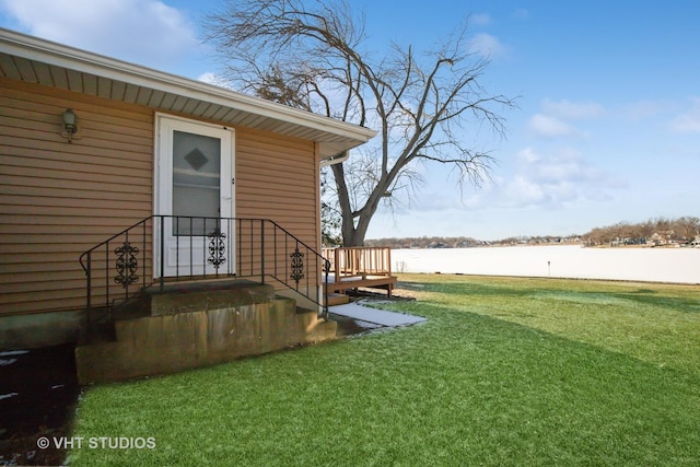 view of yard with a water view