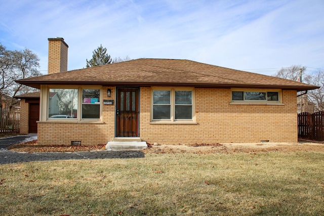 view of front of home with a front yard