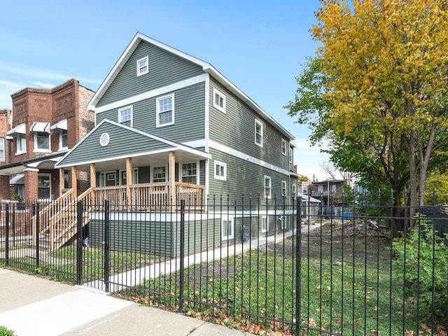 view of front of home featuring a porch