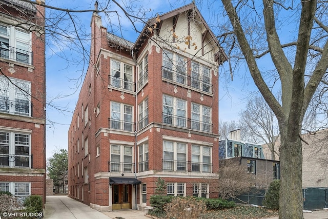 5816 S Blackstone Ave Unit 2, Chicago, IL 60637 - photo 1
