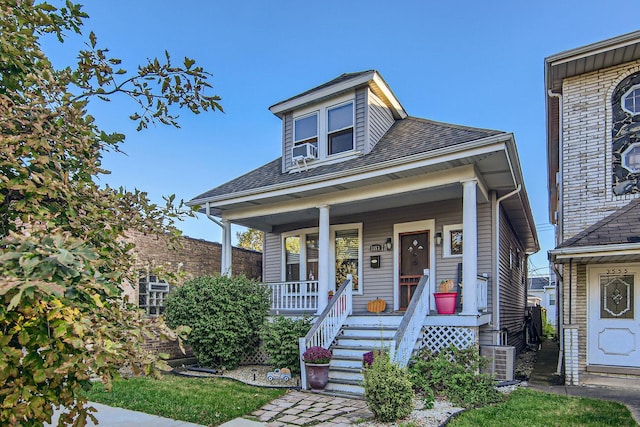 view of front of house featuring covered porch