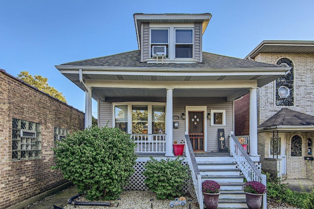 view of front facade featuring covered porch