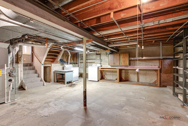 basement with washer / dryer