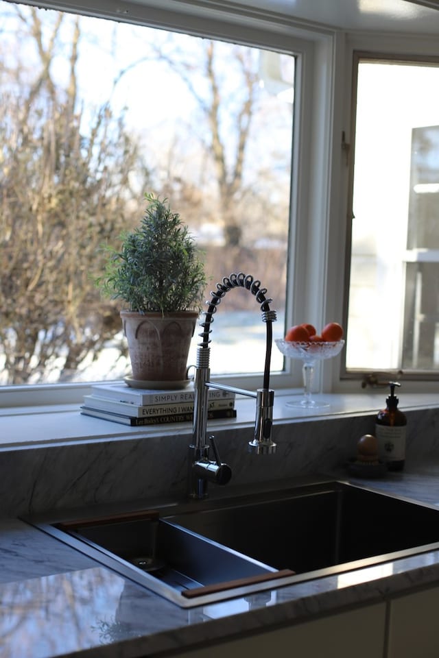 details with sink