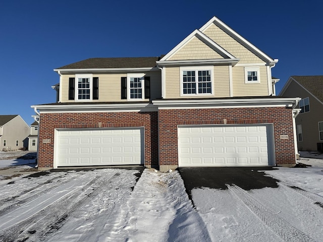 view of front property featuring a garage