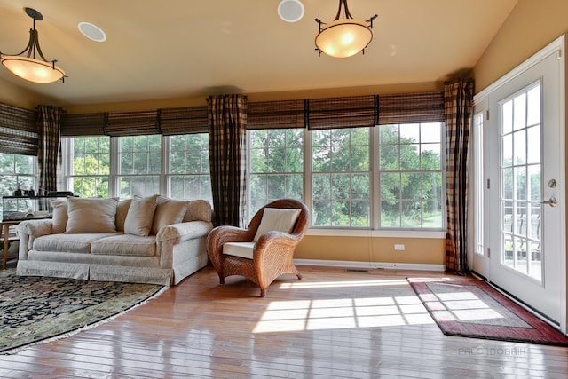 view of sunroom / solarium