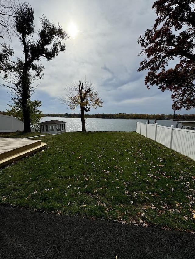 view of yard with a water view